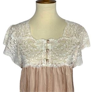 Vintage 60’s Shadow Line nightgown, S